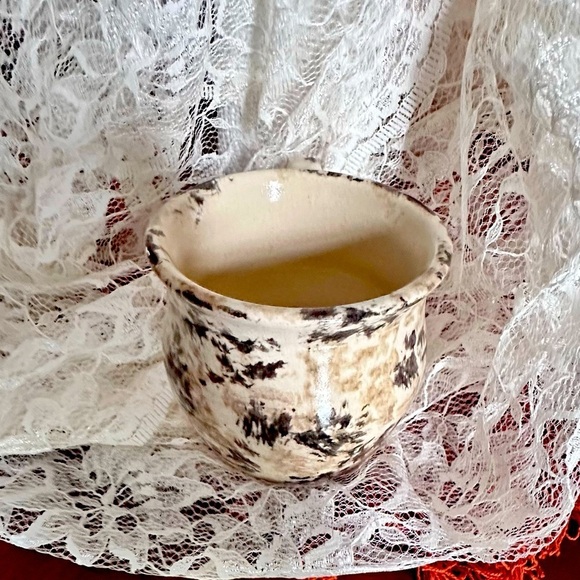 Stoneware Spotted/Speckled‎ Earth Tone Hand Thrown Pottery Mug With Maker Mark - Picture 9 of 12